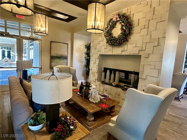 342 Lady Bird Avenue, Henderson, NV 89011