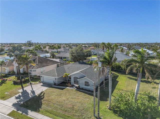 4004 Chiquita BLVD S, Cape Coral, FL 33914