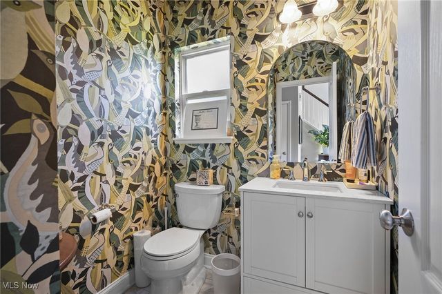 742 Brookside Circle, Avon Lake, OH 44012