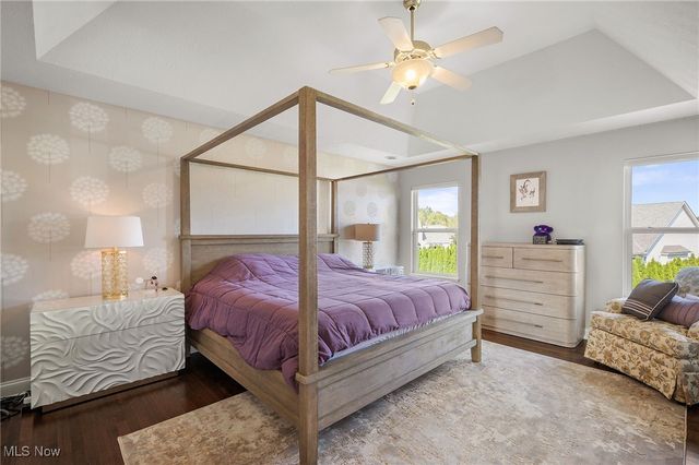 742 Brookside Circle, Avon Lake, OH 44012