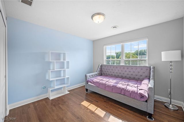 742 Brookside Circle, Avon Lake, OH 44012