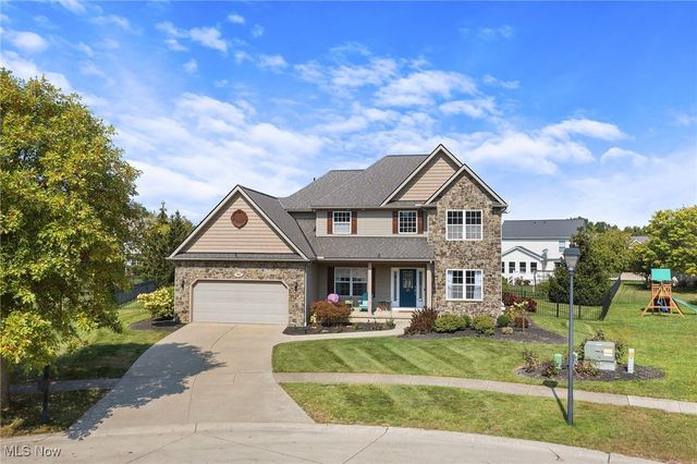 742 Brookside Circle, Avon Lake, OH 44012