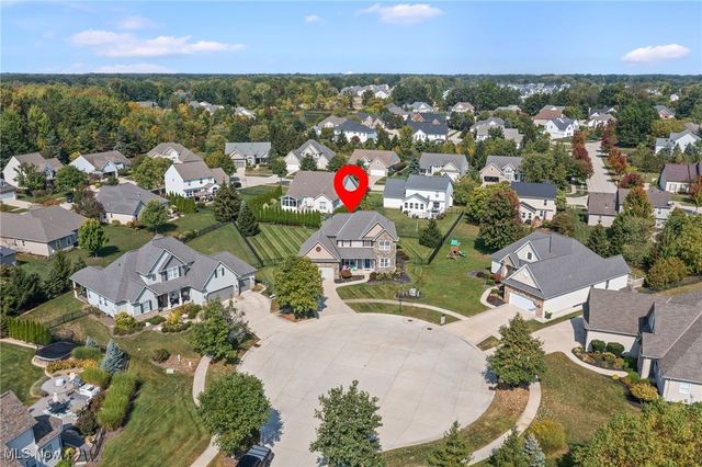 742 Brookside Circle, Avon Lake, OH 44012