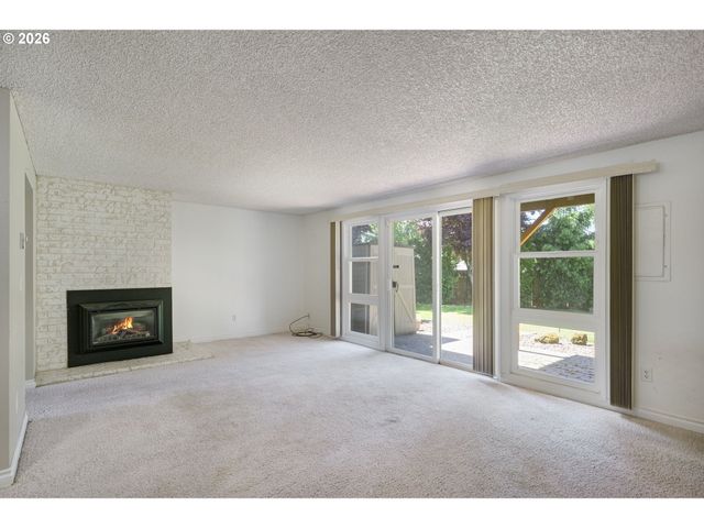 13600 Ne 18th St 26, Vancouver, WA 98684