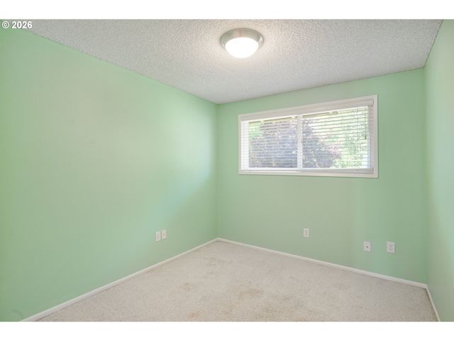 13600 Ne 18th St 26, Vancouver, WA 98684