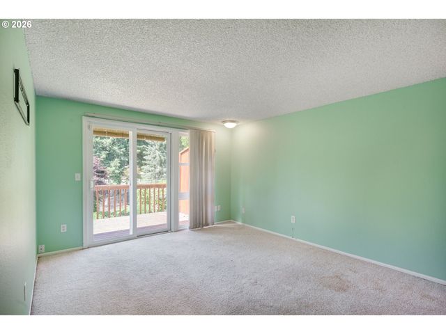 13600 Ne 18th St 26, Vancouver, WA 98684