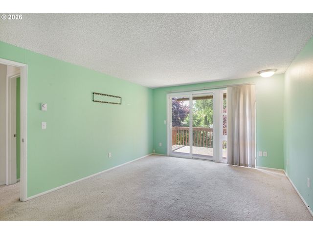 13600 Ne 18th St 26, Vancouver, WA 98684