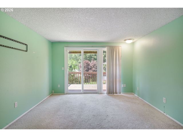 13600 Ne 18th St 26, Vancouver, WA 98684