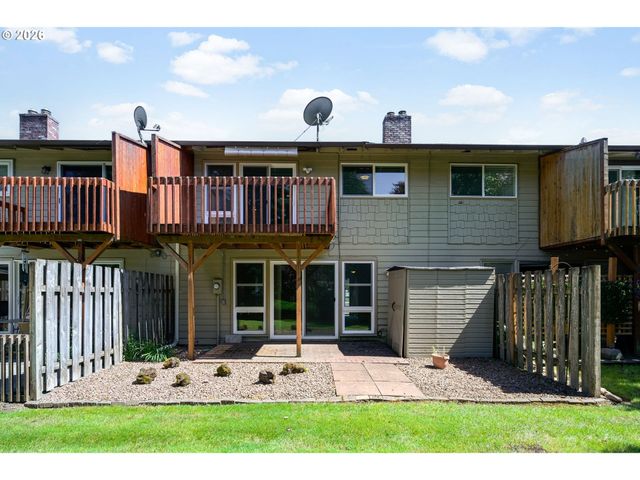 13600 Ne 18th St 26, Vancouver, WA 98684