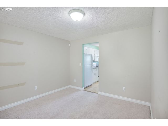 13600 Ne 18th St 26, Vancouver, WA 98684