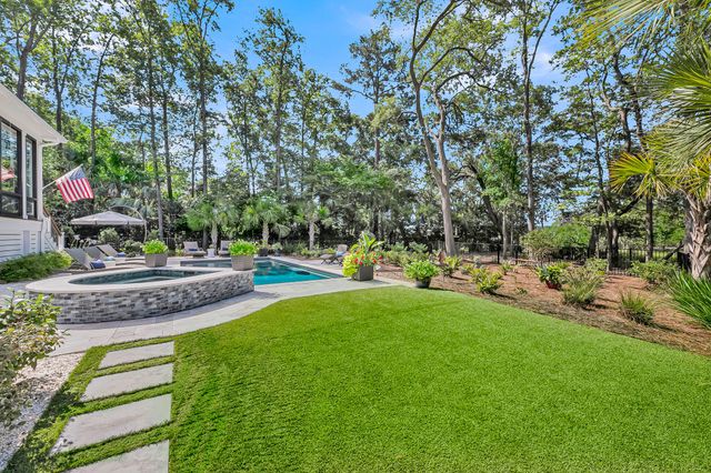 4991 Timber Race Course, Hollywood, SC 29449