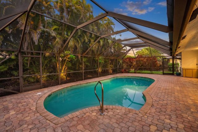 4382 White Cedar Lane, Delray Beach, FL 33445