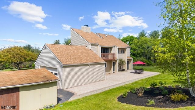 48 Van Lieus Rd, East Amwell Twp., NJ 08551