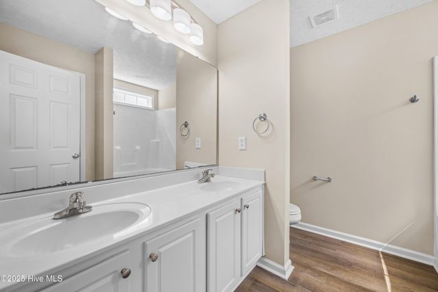 111 Butternut Circle, Jacksonville, NC 28546