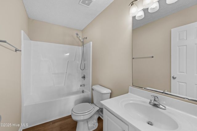 111 Butternut Circle, Jacksonville, NC 28546