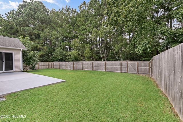 111 Butternut Circle, Jacksonville, NC 28546