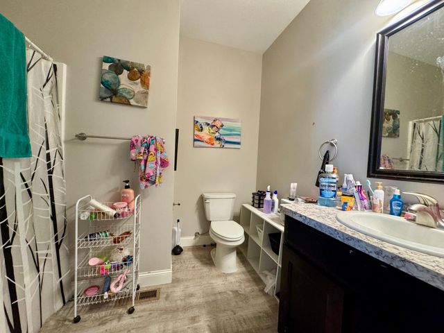 2008 Whiting Road NW 6, Bemidji, MN 56601