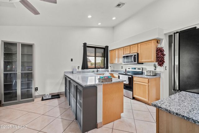 1692 Camino Barrera, Rio Rico, AZ 85648