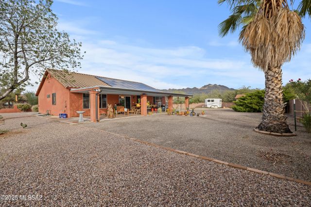 1692 Camino Barrera, Rio Rico, AZ 85648