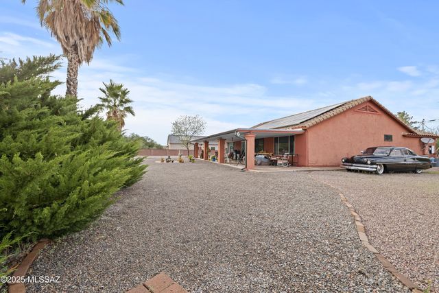 1692 Camino Barrera, Rio Rico, AZ 85648