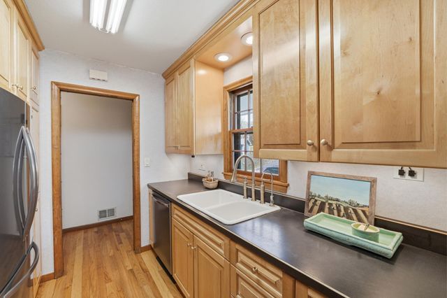 16019 Birch Lane, Minnetonka, MN 55345