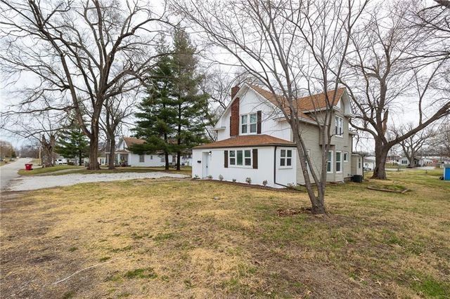 315 Osage Street, Buckner, MO 64016