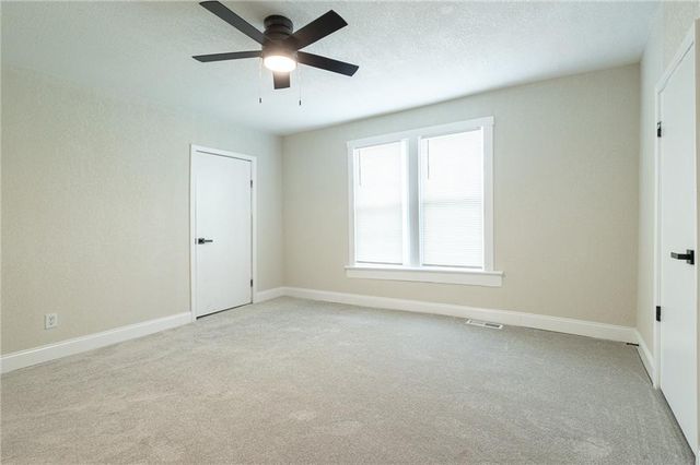 315 Osage Street, Buckner, MO 64016