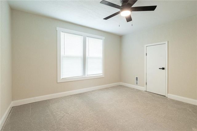 315 Osage Street, Buckner, MO 64016