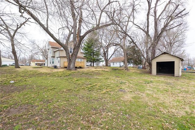 315 Osage Street, Buckner, MO 64016