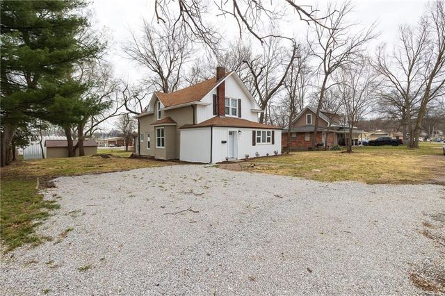 315 Osage Street, Buckner, MO 64016