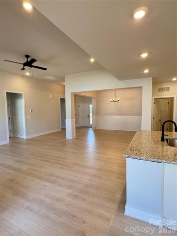 155 Swinford Drive 83, Salisbury, NC 28144