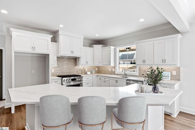 354 S Monterey Drive, Moore, SC 29369