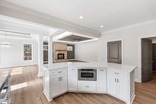 354 S Monterey Drive, Moore, SC 29369