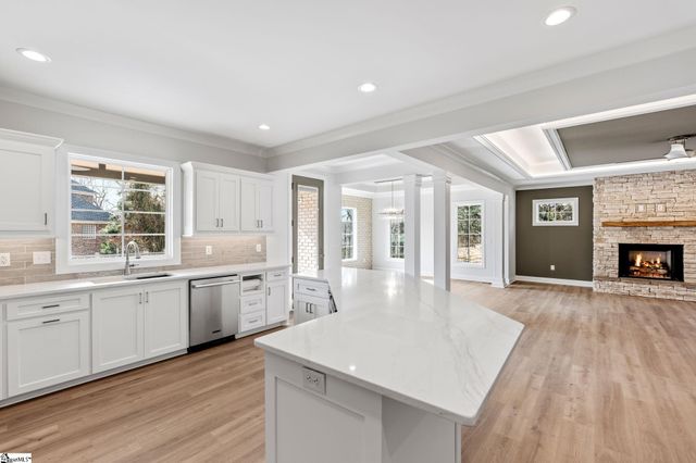 354 S Monterey Drive, Moore, SC 29369