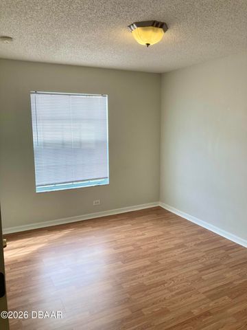 184 Gala Circle, Daytona Beach, FL 32124