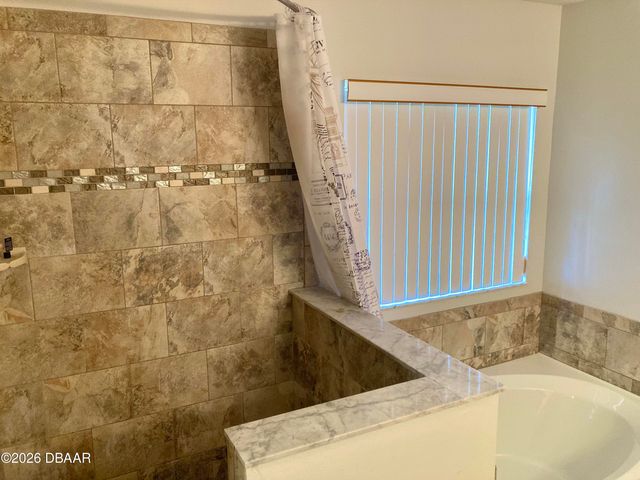 184 Gala Circle, Daytona Beach, FL 32124