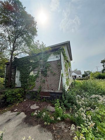 19260 Hull Street, Detroit, MI 48203