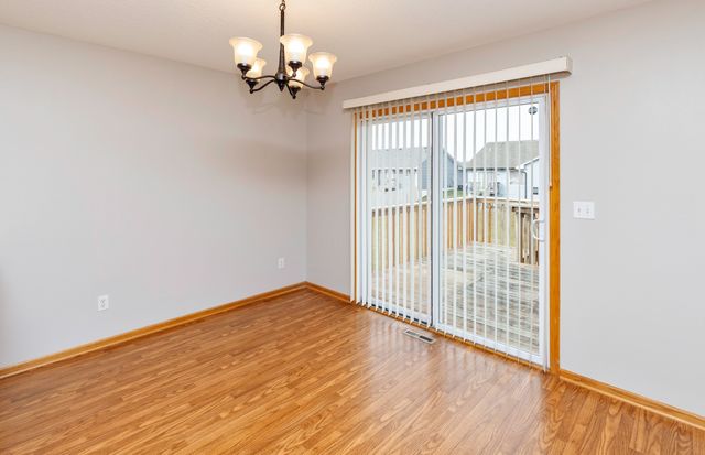 2536 Riverwoods Avenue, Des Moines, IA 50320