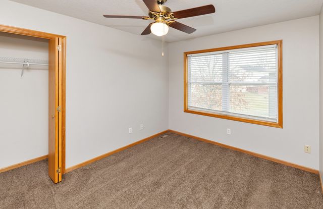 2536 Riverwoods Avenue, Des Moines, IA 50320