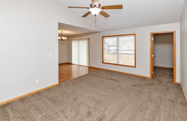 2536 Riverwoods Avenue, Des Moines, IA 50320