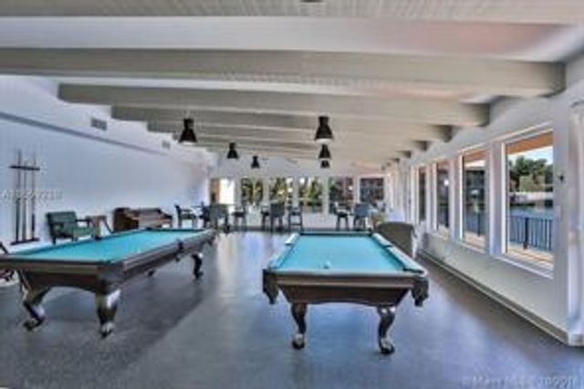2731 TAFT Street 309, Hollywood, FL 33020