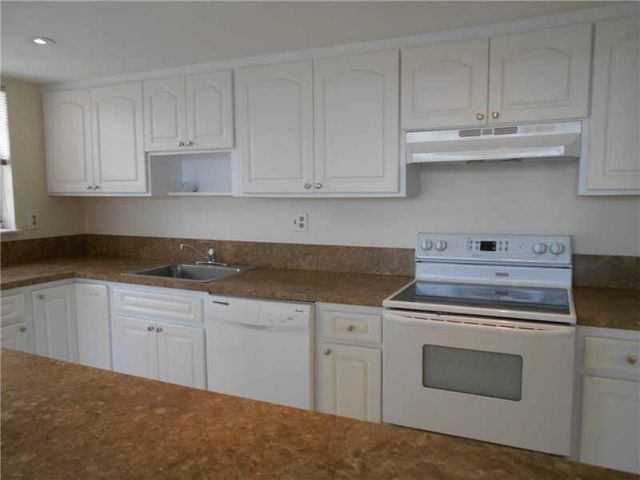2731 TAFT Street 309, Hollywood, FL 33020