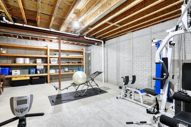 1196 Mary Hill CIRCLE, Hartland, WI 53029