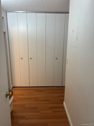 25 Rockledge Avenue 517, White Plains, NY 10601