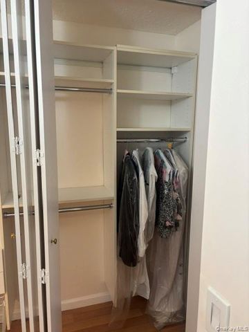 25 Rockledge Avenue 517, White Plains, NY 10601