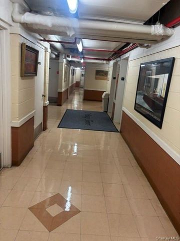 25 Rockledge Avenue 517, White Plains, NY 10601
