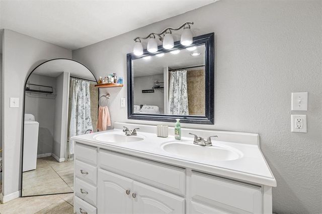 400 N Choctaw Avenue, El Reno, OK 73036