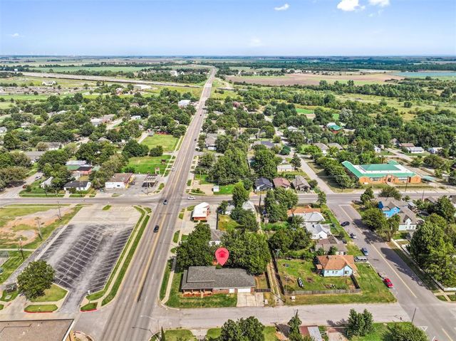 400 N Choctaw Avenue, El Reno, OK 73036