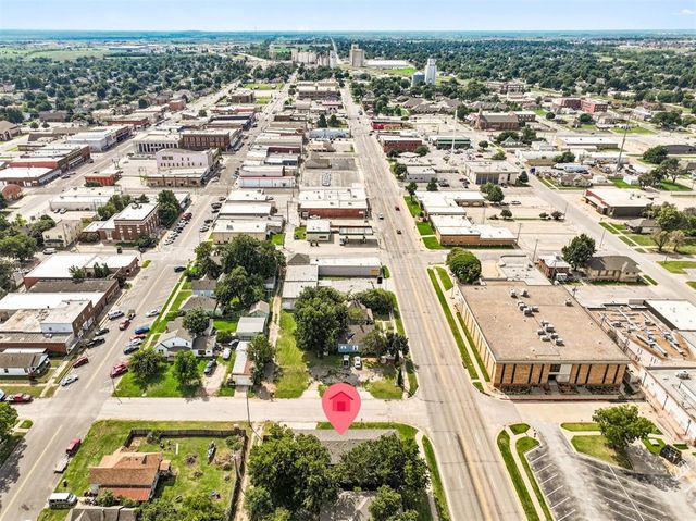 400 N Choctaw Avenue, El Reno, OK 73036