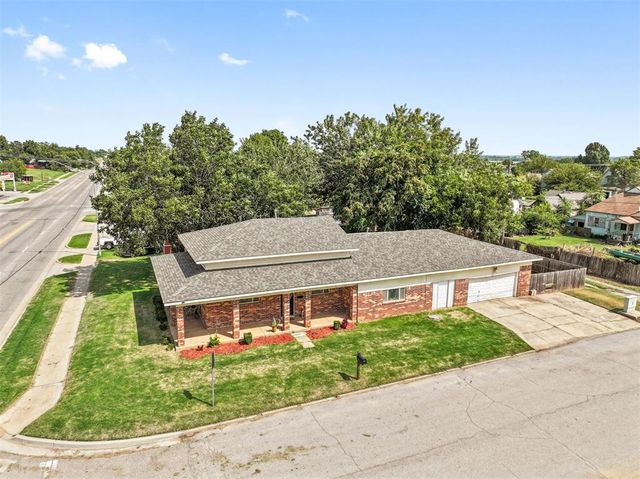 400 N Choctaw Avenue, El Reno, OK 73036